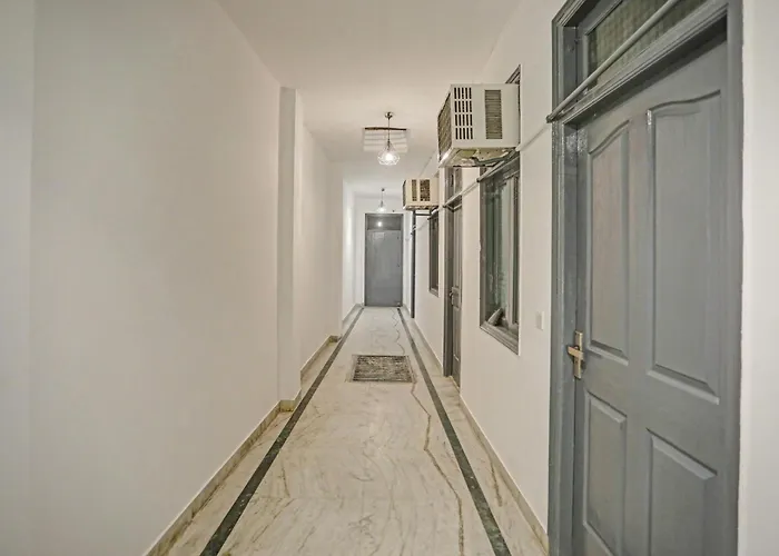Hotel O The Premium Villa